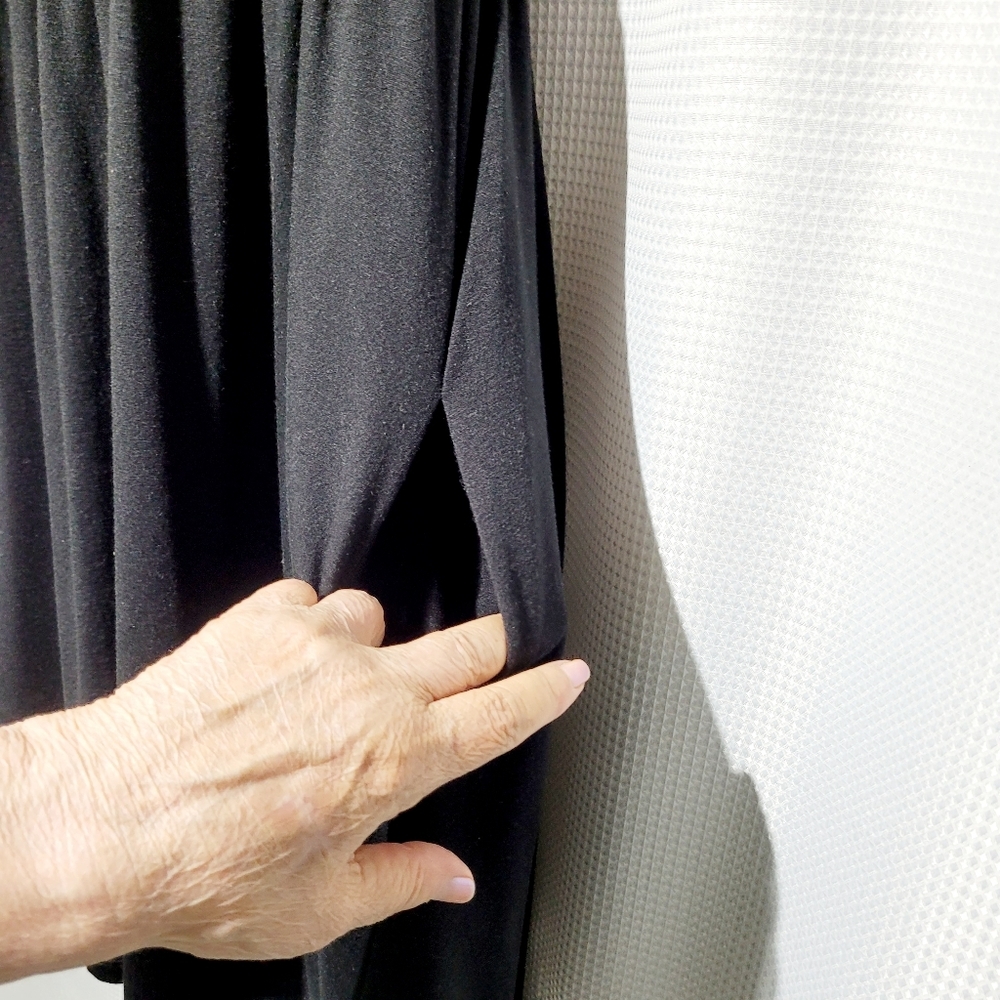 The Limited Little Black Midi Jersey Dress (XL) - Picture 4 of 12